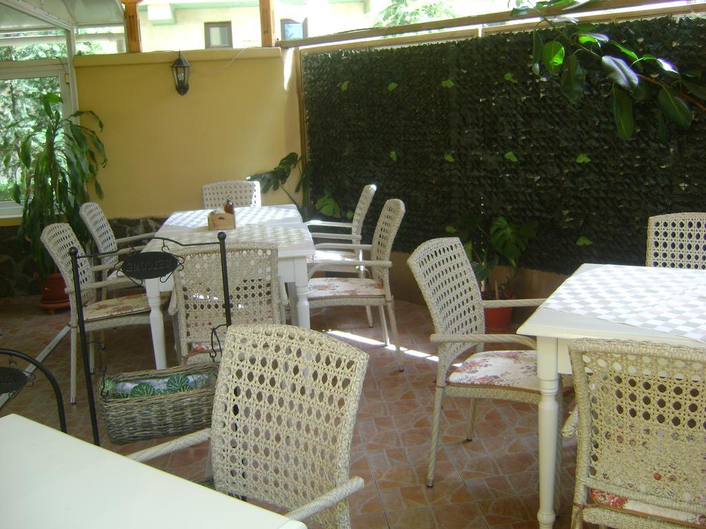Family Hotel Diana Pomorie Exterior foto